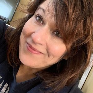 Meet your Posher, Debra